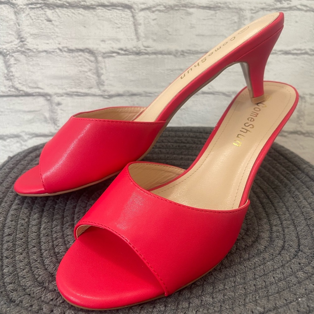 Red Kitten Heel Slide Pumps